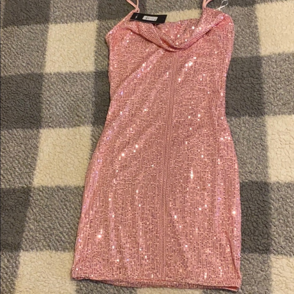Fashion nova sequin dress never worn.
